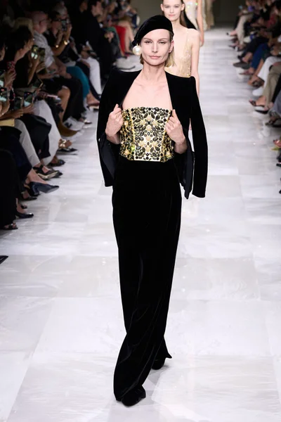 Look 26